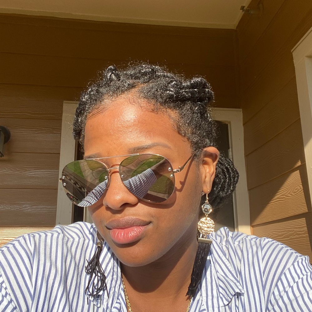 Meet your Posher, Aliah